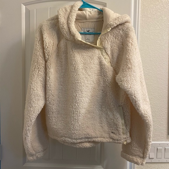 Hollister Sherpa Hoodie - Picture 9 of 12